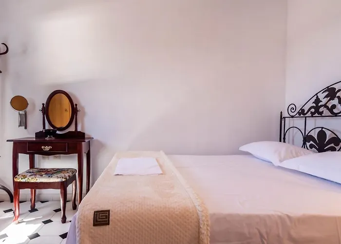 Tatil Evi Venus' Hug In Plaka (Milos)