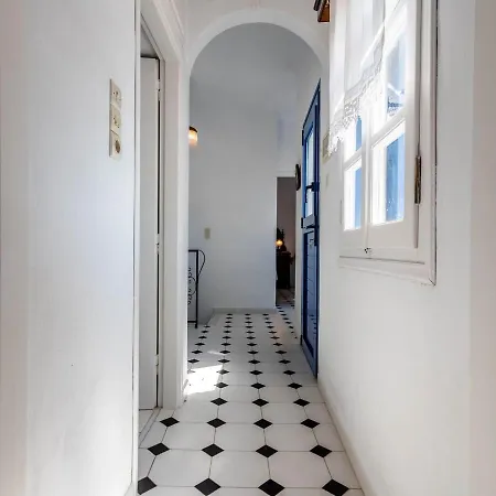 Venus' Hug In Plaka Holiday home *